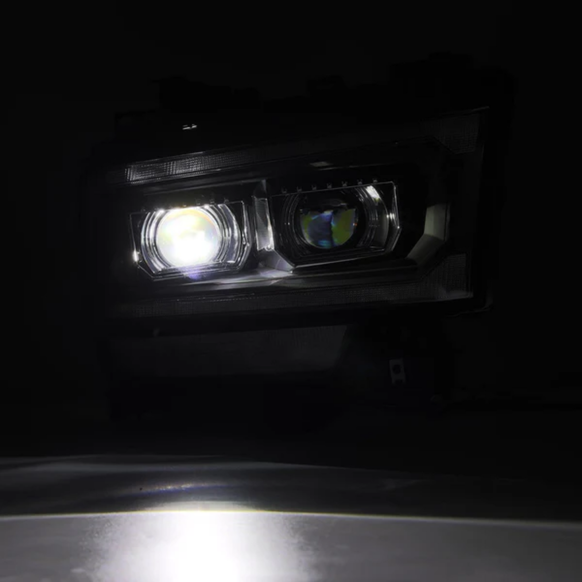 Ram 2500/3500/4500/5500 LUXX-Series LED Projector Multicolor Headlights (2019-2022)