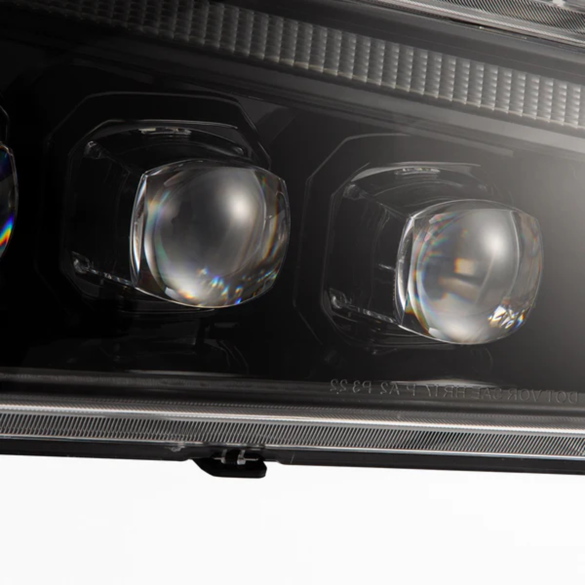 Chevrolet Silverado (2003-2006) / Avalanche (2002-2006) (without body cladding) NOVA-Series LED Projector Multicolor Headlights